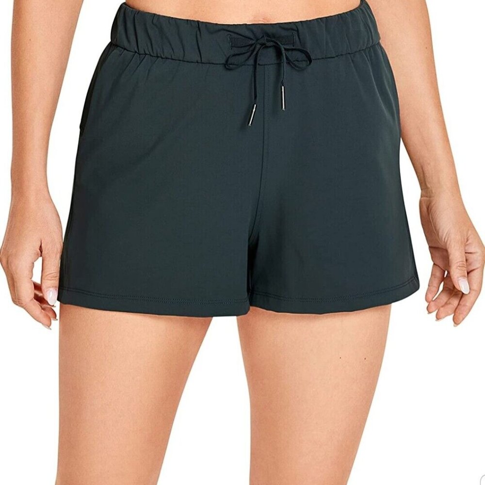 CRZ YOGA Women's Stretch Sports Travel Shorts 2.5" Inseam -Melanite